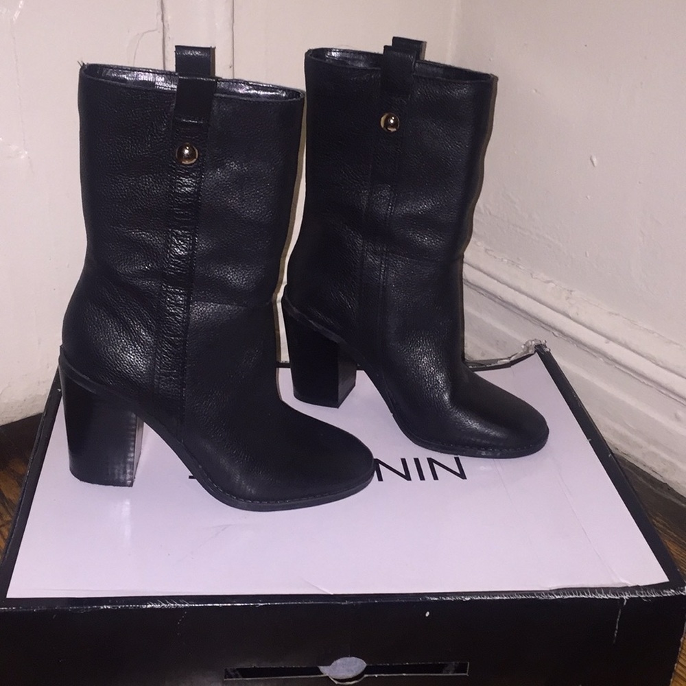 Black boots